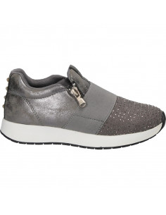 Sneakers fete, cu strasuri