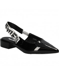 Pantofi trendy din lac 2